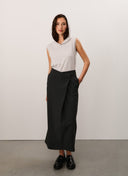 Skirt | Heavy Travel | Seishi | Dark Antra - shop_name